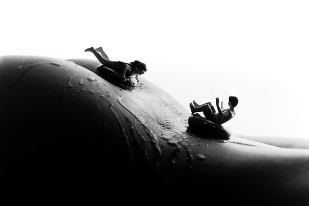The Body As A Landscape For Minitature Scenes by Allan Teger 人體攝影作品