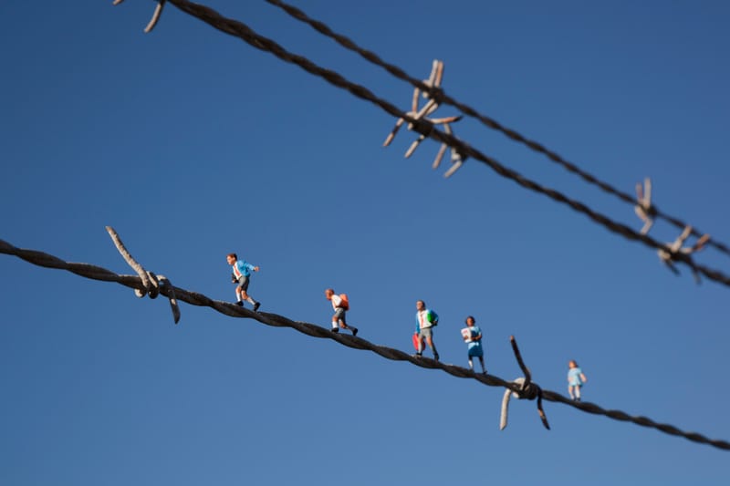 Andipa Contemporary 呈獻：Slinkachu "Global Model Village" 藝術展覽