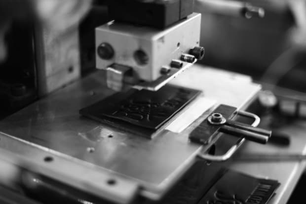 Burg &amp; Schild x Edwin 14oz 重磅黑色 Denim 丹寧褲