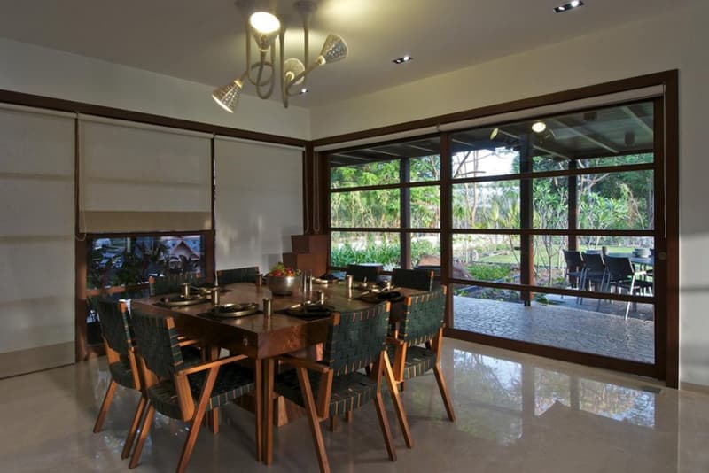 Hiren Patel Architects 建築事務所打造位於印度阿默特巴德的庭院別墅