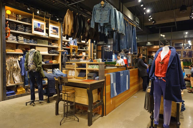 Levi’s 於 New York City 店內提供量身訂製丹寧褲服務
