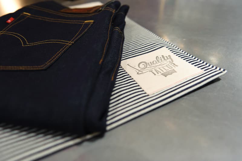 Levi’s 於 New York City 店內提供量身訂製丹寧褲服務