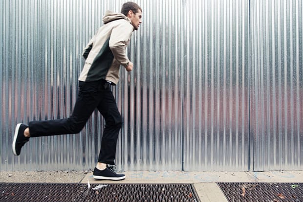 OUTLIER Supermarine Rain Pants 機能時尚剪裁褲款