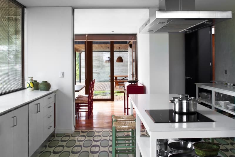 Un Arquitectura 建築事務所打造 Rock House 住宅