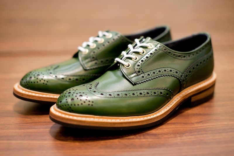 Tricker's 2012 秋冬 Green Aniline Calf Boutron 紳士雕花鞋款