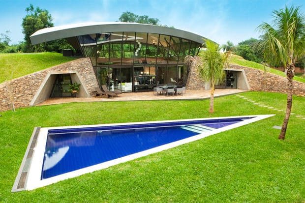 Bauen 在 Paraguay 巴拉圭打造獨特 Two Single-Family Homes 連立建築房屋