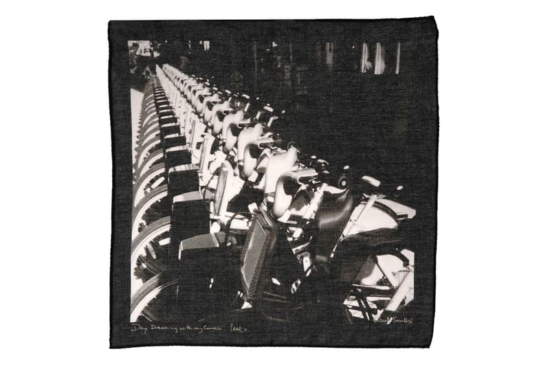 Paul Smith “Day Dreaming with My Camera” 絲巾及方巾 系列