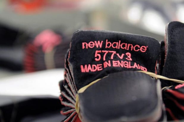 size? x Staple Design x New Balance “Black Pigeon” 577 三方聯名別注鞋款製作流程公開！