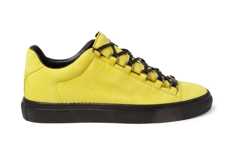 Balenciaga 2013 年春季 Arena Creased Yellow Leather Sneakers 鞋款 