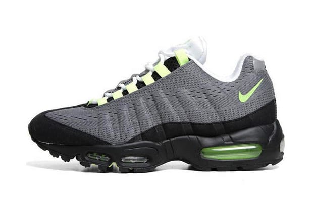 Nike 2012 冬季 Air Max 95 EM "Cool Grey/Volt Black" 鞋款