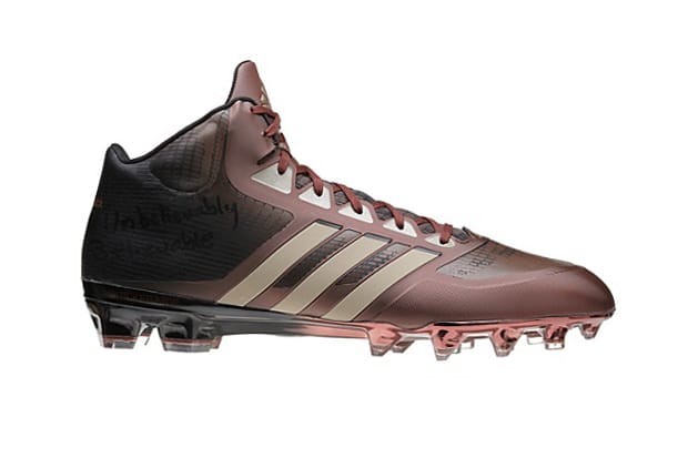 adidas 爲 Robert Griffin III 打造 CrazyQuick Trophy Edition Cleat 橄榄球鞋特別版