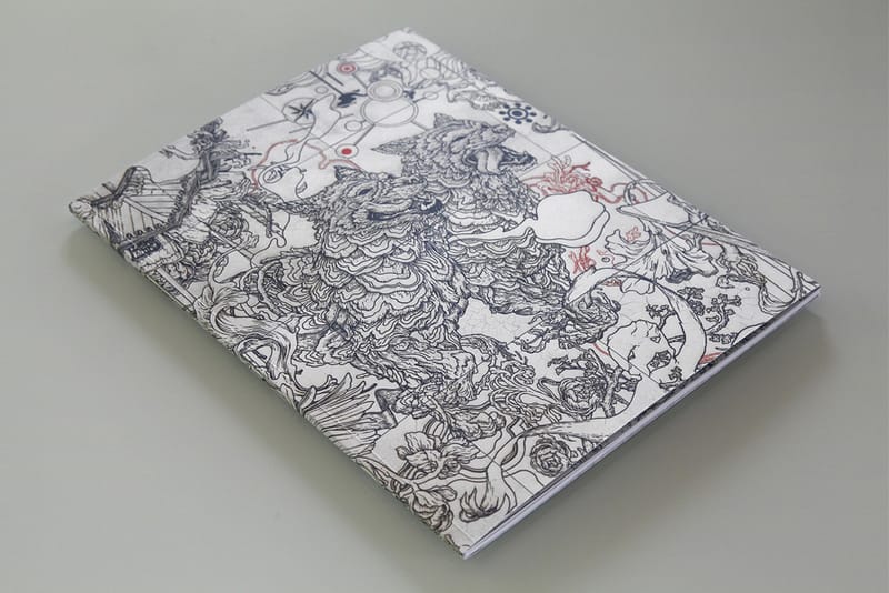 James Jeans 《Parallel Lives》 展覽目錄書