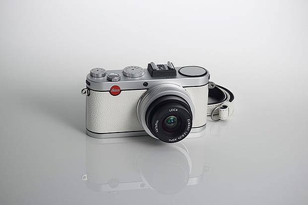 Daimaru Shinsaibashi Leica 大丸心斎橋店推出 Leica X2 White Limited Edition 限定限量白色版本相機