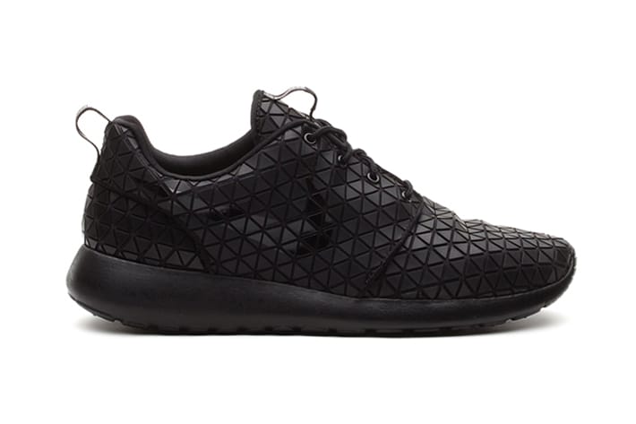 Nike Roshe Run Metric 鞋款