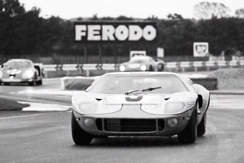 Petersen Automotive Museum 分享經典復古車款