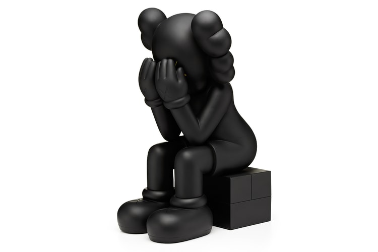 OriginalFake 推出 KAWS Companion “Passing Through” 系列公仔
