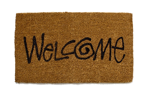Stussy Livin’ General Store “Welcome” 地墊