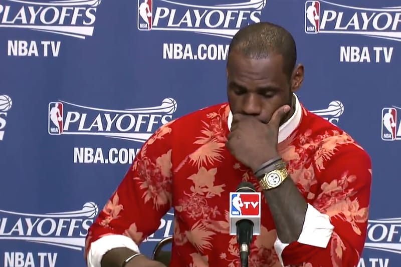 剖析 LeBron James NBA 季後賽毛衣的故事