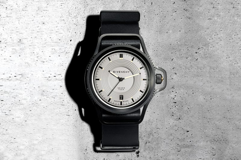 Riccardo Tisci 打造 Givenchy Seventeen 腕錶