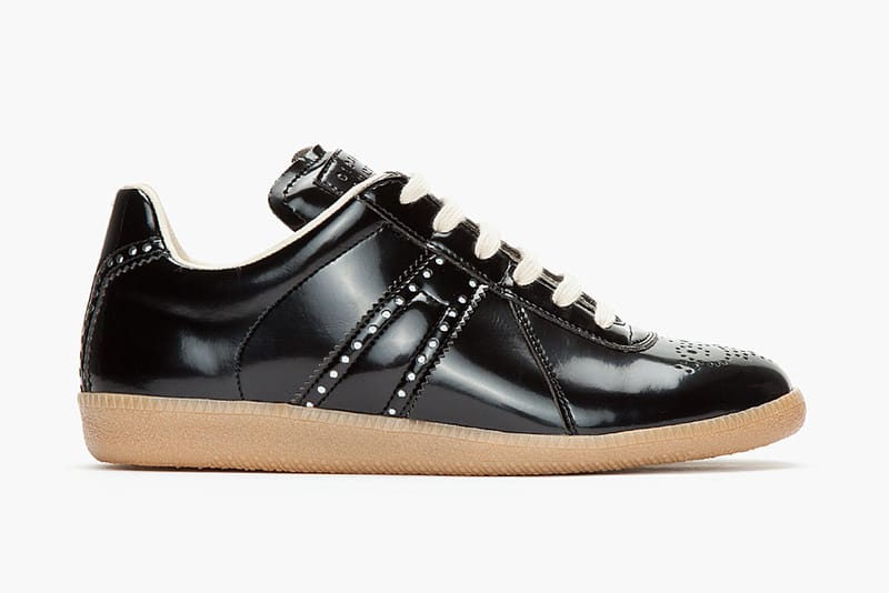 Maison Martin Margiela 2013 秋冬 Black Patent Reflective Mock-Brogue Sneaker 鞋款