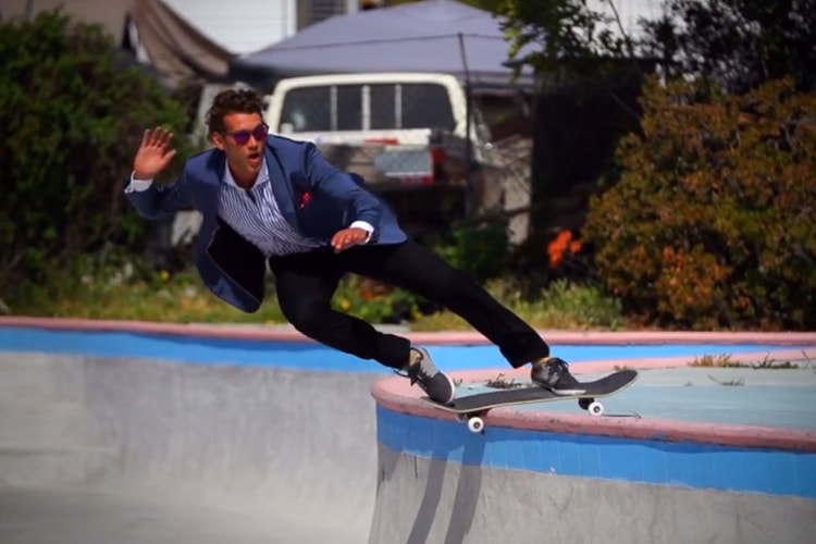 Tony Kelly 掌鏡拍攝《Playboy Poolside》時尚大片