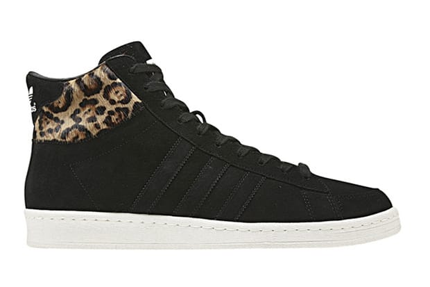 adidas Originals AO Hook Shot II “Leopard” 高筒球鞋