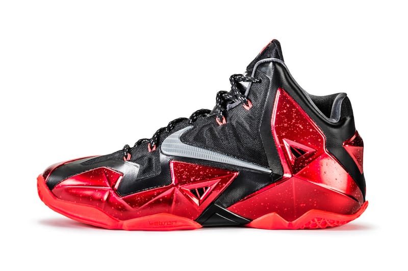 細覽 Nike LeBron 11「Away」版本