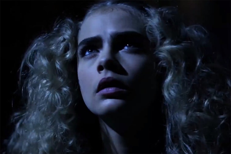 Cara Delevingne 演繹由 Karl Lagerfeld 執導的 Fendi 2013 秋冬影片《INVITO PERICOLOSO》