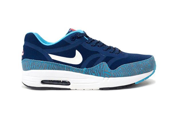 Nike Air Max 1 Premium Tape Brave Blue/Summit White-Black 配色