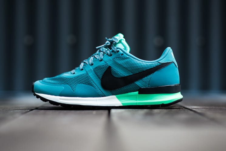Nike Air Pegasus 83/30「Mineral Teal」配色