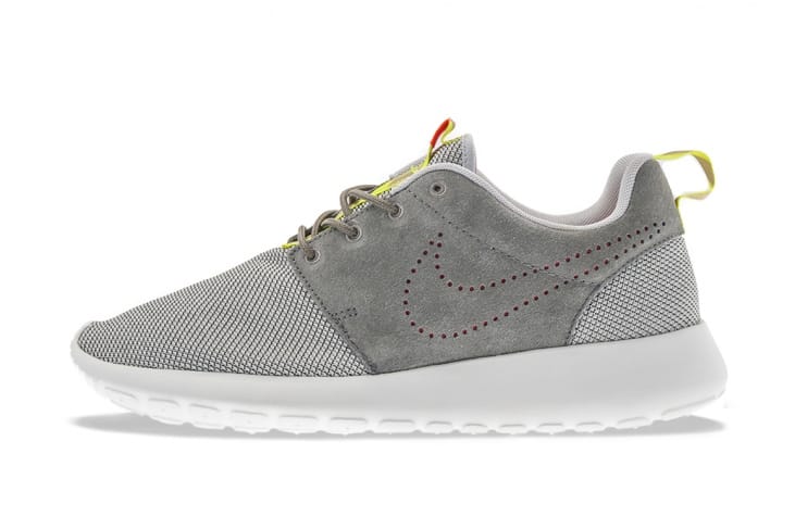Nike Roshe Run Dusty Grey/Dark Pewter 配色