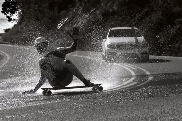  Mercedes A45 AMG 推出競速短片「Silver Slipstream」