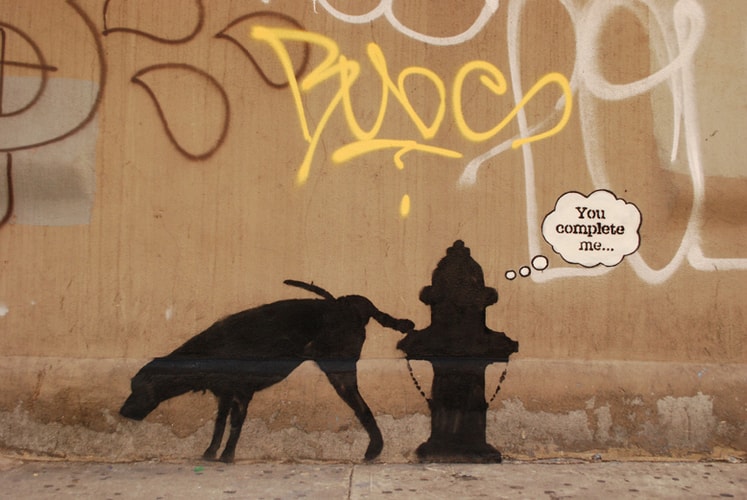 Banksy 於曼哈頓中城創作第三幅「Better Out Than In」作品