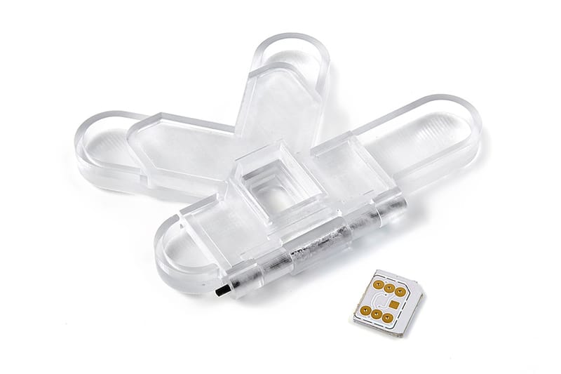 KnowRoaming 為國際旅者推出節省漫遊費的 SIM 卡貼紙