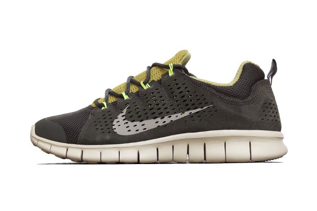 Nike Free Powerlines+ II LTR Newsprint/Dusty Grey-Parachute Gold-Volt 配色