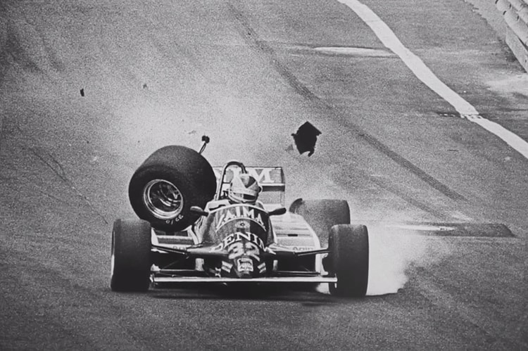 《Waiting: A Decade of Life in the Grand Prix Pit Lane》攝影展視頻回顧