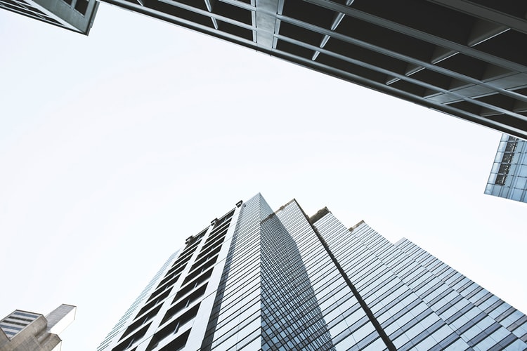 HYPEBEAST 以 Sony Cyber-shot DSC-QX100 拍攝香港街景