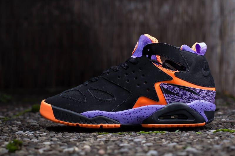 Nike Air Tech Challenge Huarache Black/Purple/Orange 配色