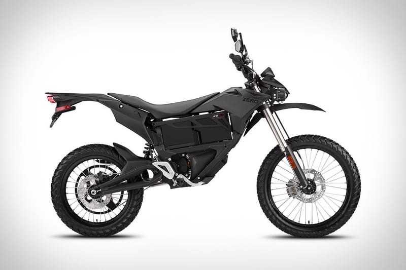 Zero FX Stealthfighter 摩托車