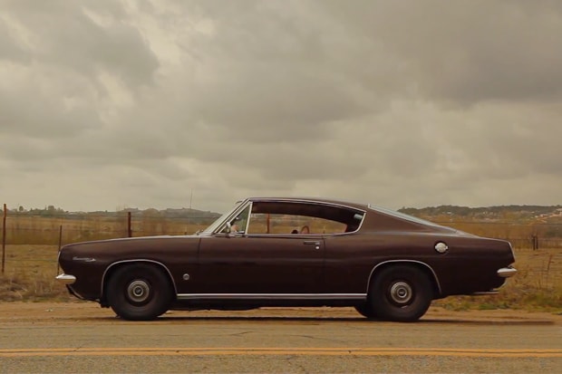跟隨 Petrolicious 回顧 1967 年式樣 Plymouth Barracuda Formula S 車款