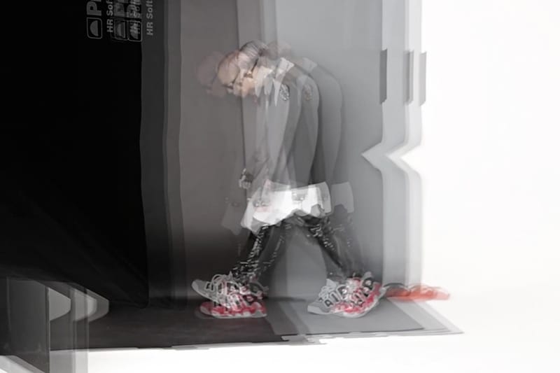 最新一期《HYPEBEAST Magazine》幕後拍攝花絮曝光