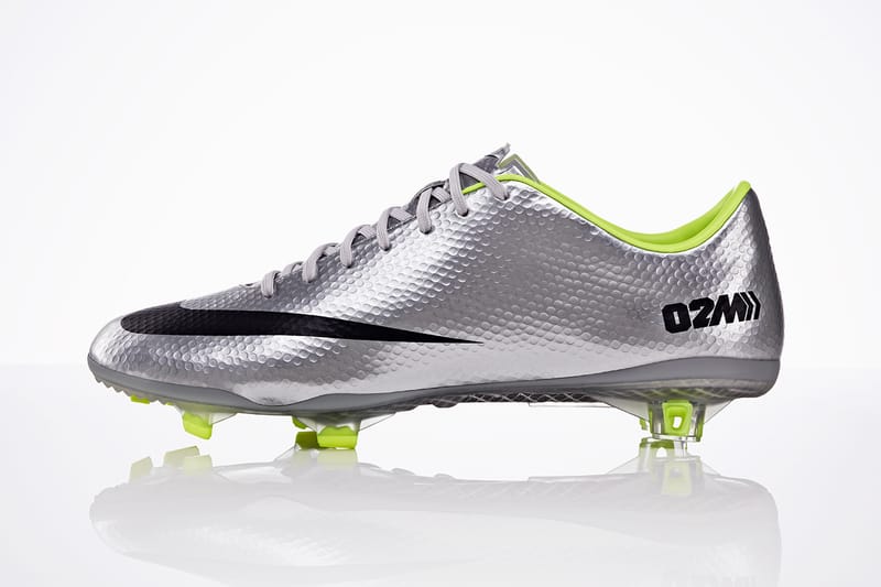 Nike 2014 Mercurial Vapor IX「Fast Forward ’02」足球靴