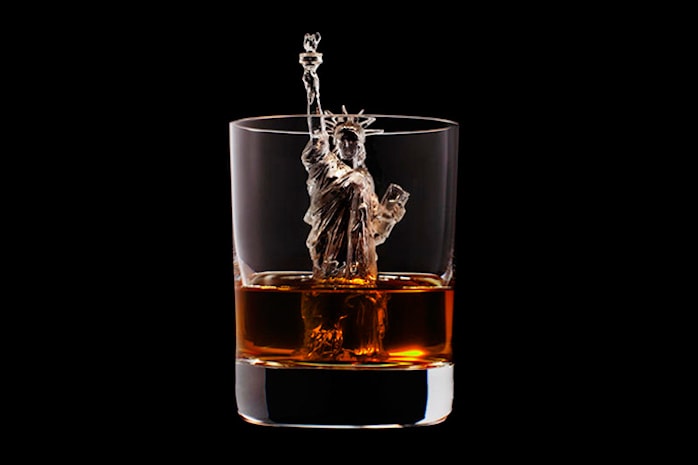 TBWA\Hakuhodo 為 Suntory Whisky 打造 3D 冰雕