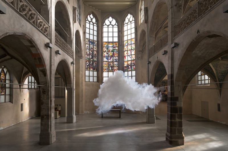 Berndnaut Smilde「Antipode」Ronchini Gallery 藝術展覽