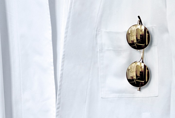 MYKITA 與 Maison Martin Margiela 一同探討「The Joys of Chemistry」聯名眼鏡系列