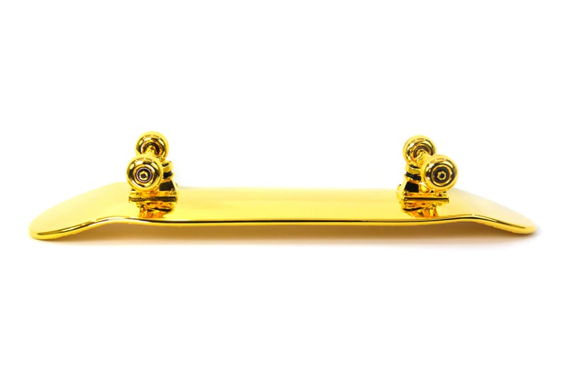 售價 $15,000 美元的 Golden Skateboard 製作短片