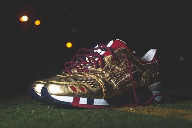 搶先預覽 Ronnie Fieg x ASICS Gel Lyte III Kith Football Equipment「USA」聯名鞋款