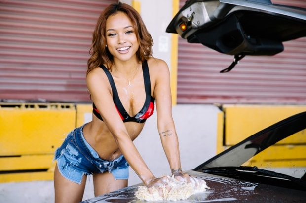 Van Styles 掌鏡為 Karrueche Tran 拍攝《The Hundreds Magazine》形象特輯