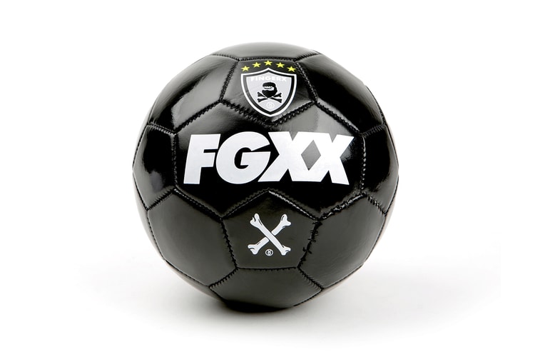 Barcode Footballer x fingercroxx 2014 聯乘系列