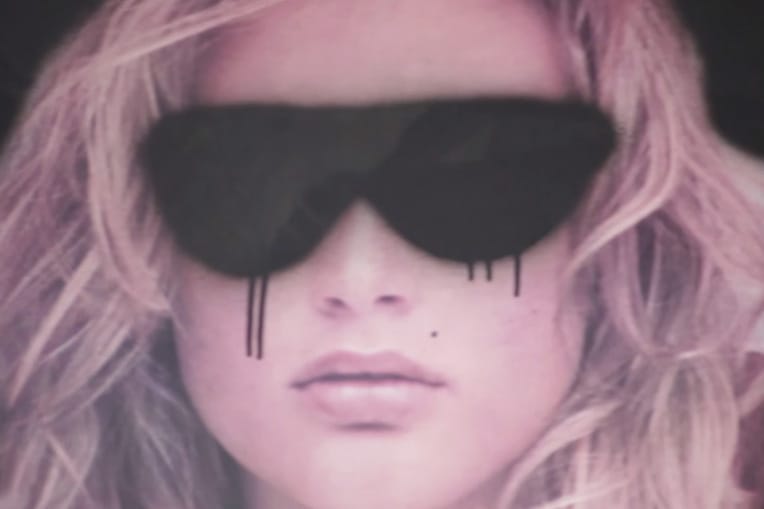 OTHERS by HYPEBEAST ：專訪 Freak City 主腦 Justin Time & Vally Girl